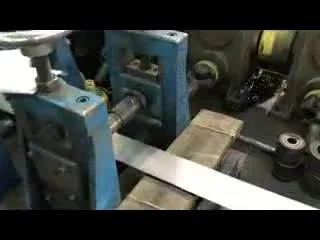 Machine à rouler les tuyaux de meubles de soudure droite d'inverseur d'usine de la Chine